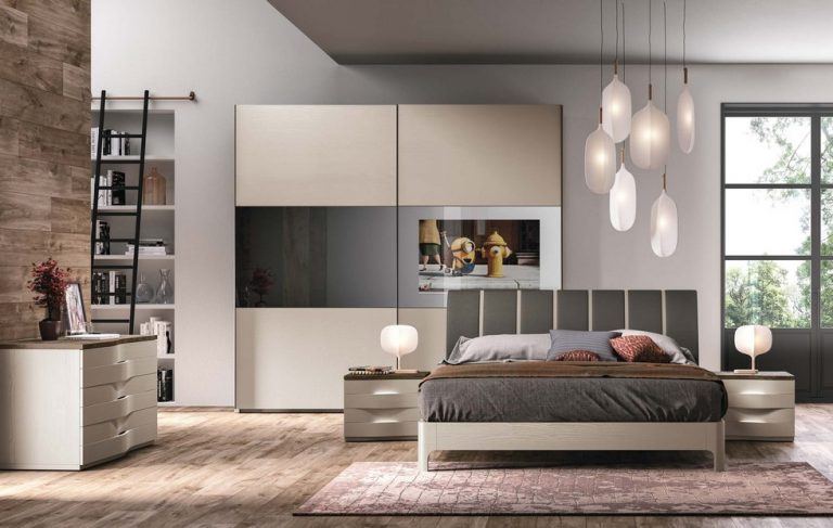 Sistema Mirror: schermo Wi-Fi da 40 pollici integrato in un'anta ultrasottile